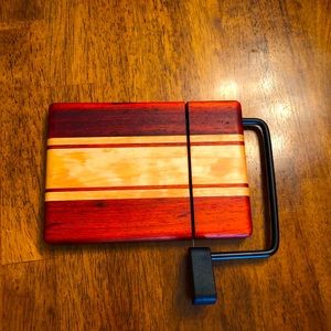 Cheese slicer